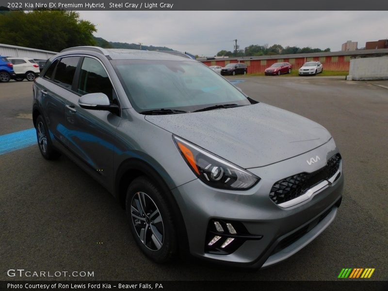 Front 3/4 View of 2022 Niro EX Premium Hybrid