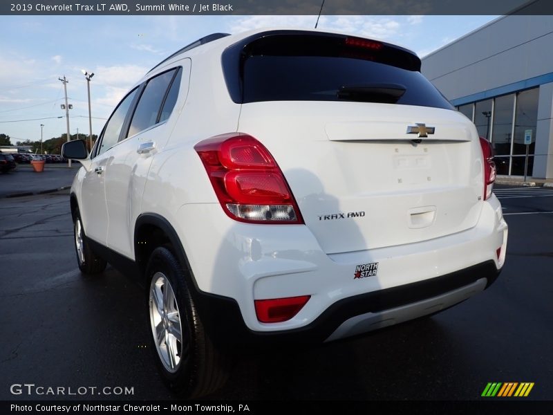 Summit White / Jet Black 2019 Chevrolet Trax LT AWD