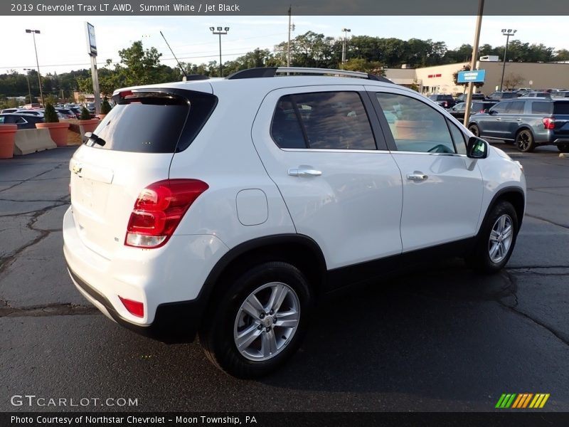 Summit White / Jet Black 2019 Chevrolet Trax LT AWD