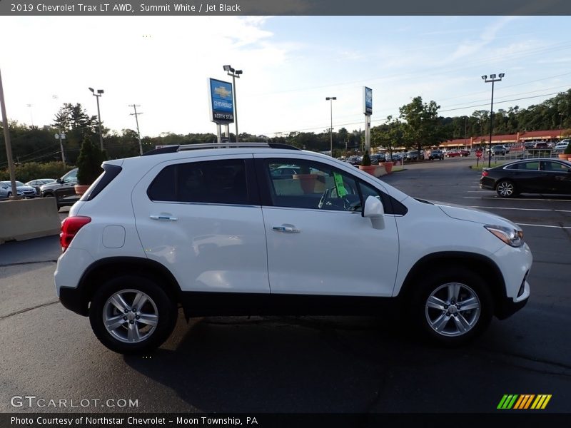 Summit White / Jet Black 2019 Chevrolet Trax LT AWD