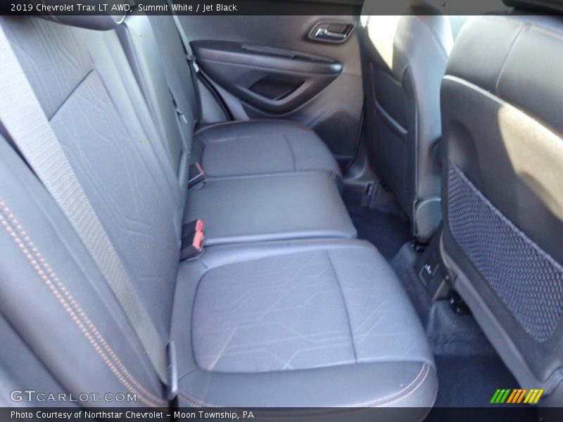 Summit White / Jet Black 2019 Chevrolet Trax LT AWD