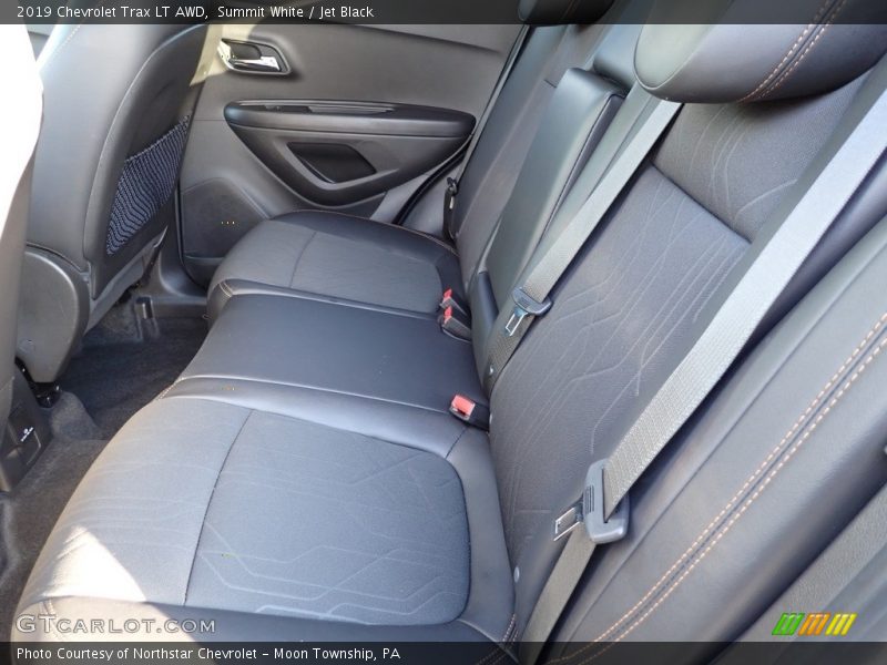 Summit White / Jet Black 2019 Chevrolet Trax LT AWD
