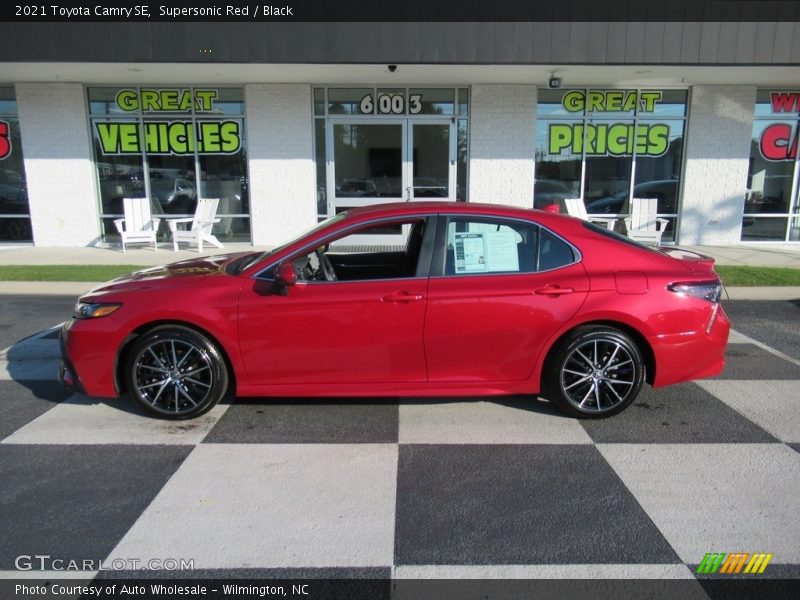Supersonic Red / Black 2021 Toyota Camry SE