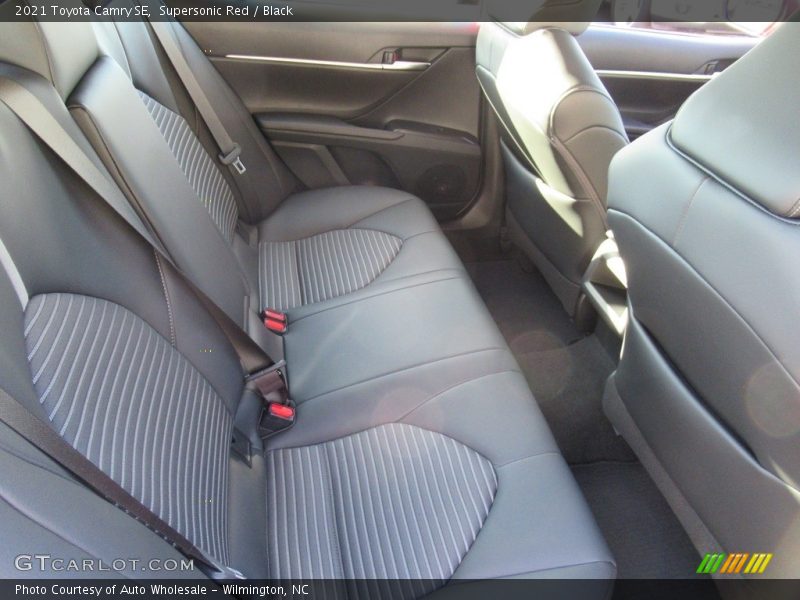 Supersonic Red / Black 2021 Toyota Camry SE