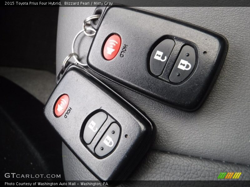 Blizzard Pearl / Misty Gray 2015 Toyota Prius Four Hybrid