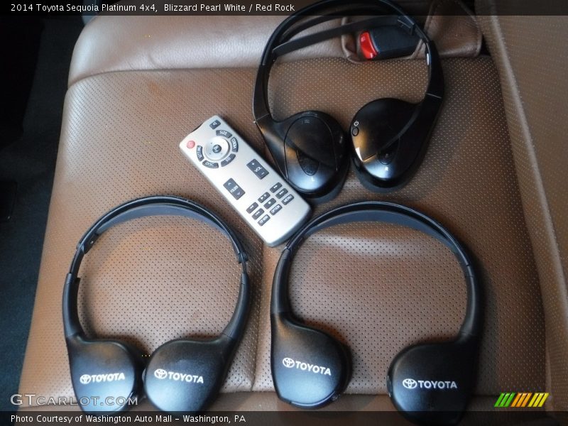 Entertainment System of 2014 Sequoia Platinum 4x4