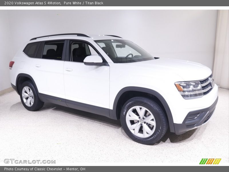Pure White / Titan Black 2020 Volkswagen Atlas S 4Motion