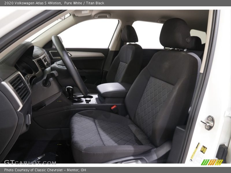 Pure White / Titan Black 2020 Volkswagen Atlas S 4Motion