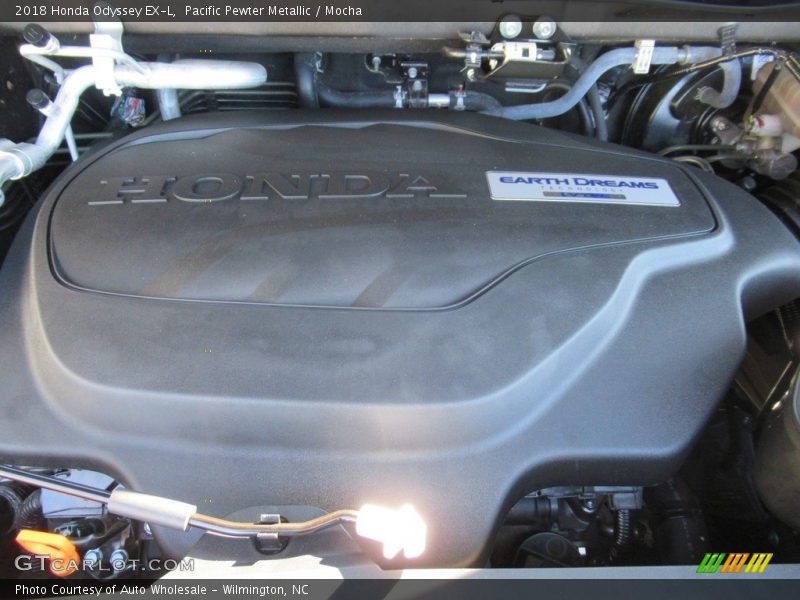 Pacific Pewter Metallic / Mocha 2018 Honda Odyssey EX-L