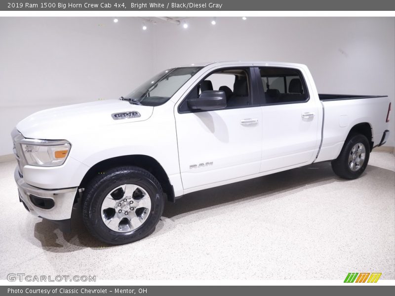 Bright White / Black/Diesel Gray 2019 Ram 1500 Big Horn Crew Cab 4x4