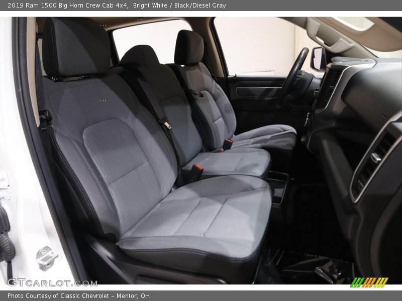 Bright White / Black/Diesel Gray 2019 Ram 1500 Big Horn Crew Cab 4x4