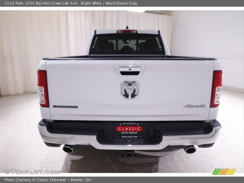 Bright White / Black/Diesel Gray 2019 Ram 1500 Big Horn Crew Cab 4x4