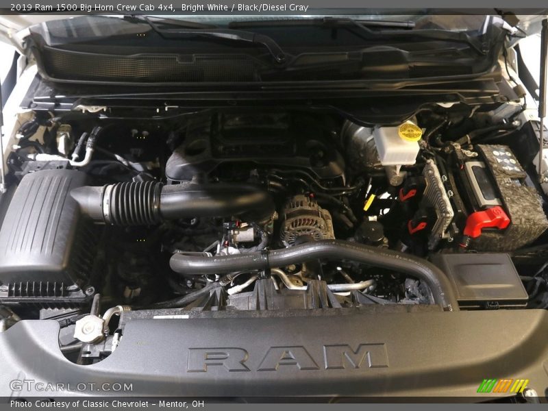 Bright White / Black/Diesel Gray 2019 Ram 1500 Big Horn Crew Cab 4x4