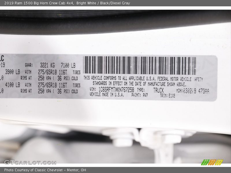 Bright White / Black/Diesel Gray 2019 Ram 1500 Big Horn Crew Cab 4x4