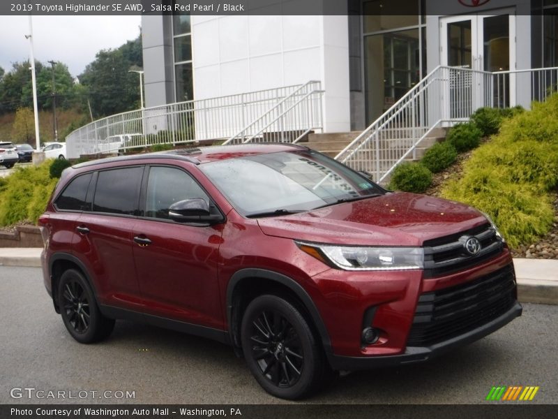 Salsa Red Pearl / Black 2019 Toyota Highlander SE AWD