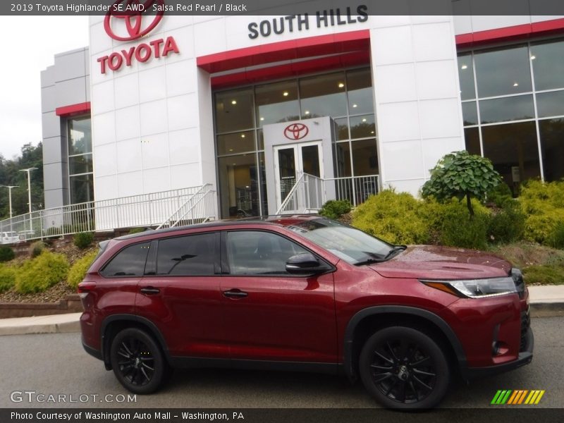 Salsa Red Pearl / Black 2019 Toyota Highlander SE AWD