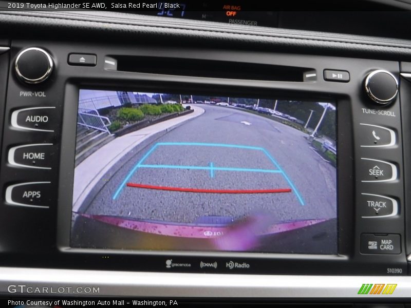 Salsa Red Pearl / Black 2019 Toyota Highlander SE AWD