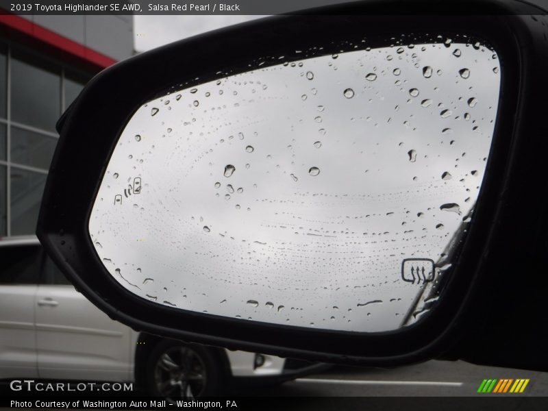 Salsa Red Pearl / Black 2019 Toyota Highlander SE AWD