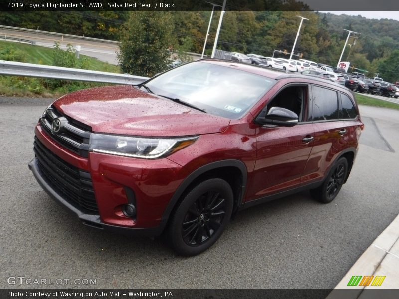 Salsa Red Pearl / Black 2019 Toyota Highlander SE AWD