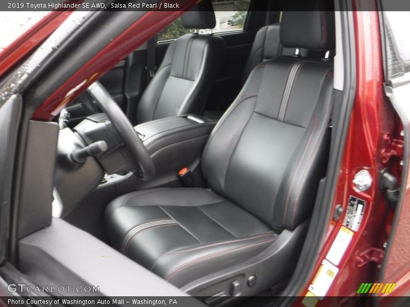 Salsa Red Pearl / Black 2019 Toyota Highlander SE AWD