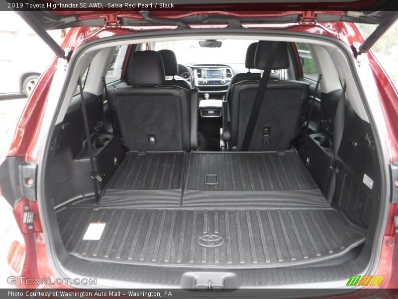 Salsa Red Pearl / Black 2019 Toyota Highlander SE AWD