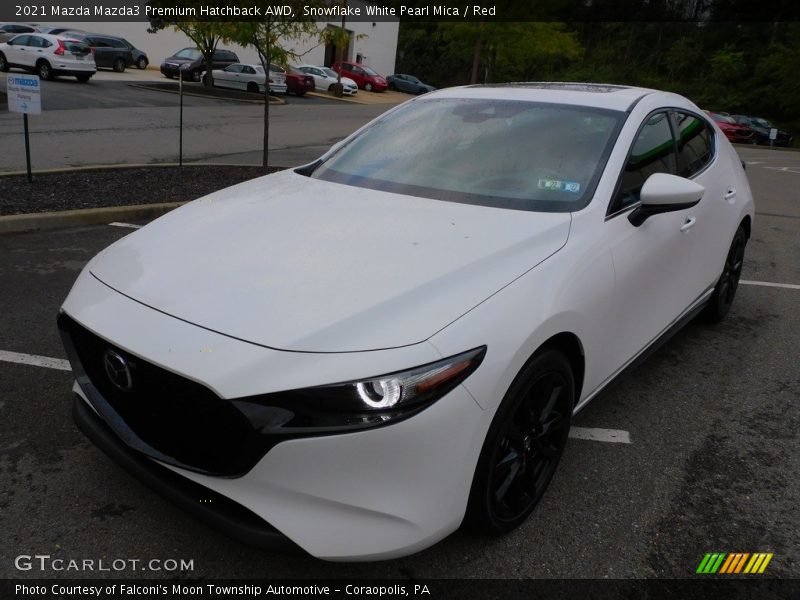 Snowflake White Pearl Mica / Red 2021 Mazda Mazda3 Premium Hatchback AWD