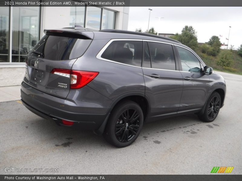 Modern Steel Metallic / Black 2021 Honda Pilot Special Edition AWD