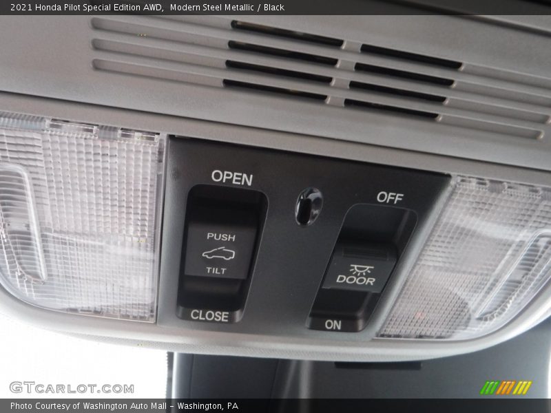 Modern Steel Metallic / Black 2021 Honda Pilot Special Edition AWD