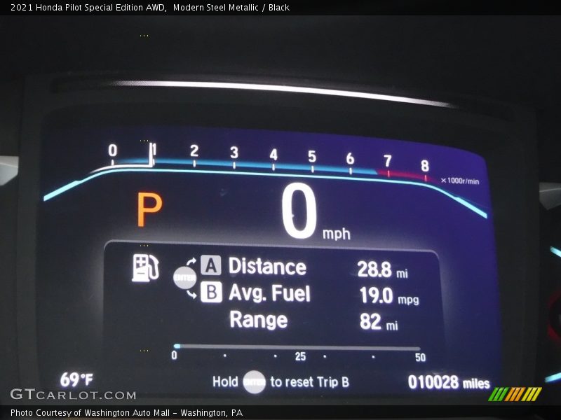 Modern Steel Metallic / Black 2021 Honda Pilot Special Edition AWD