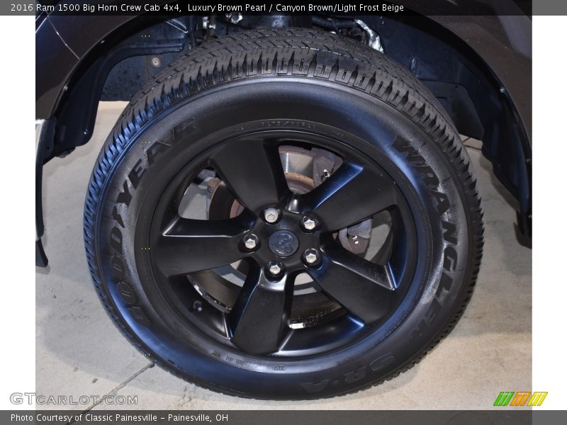 Luxury Brown Pearl / Canyon Brown/Light Frost Beige 2016 Ram 1500 Big Horn Crew Cab 4x4