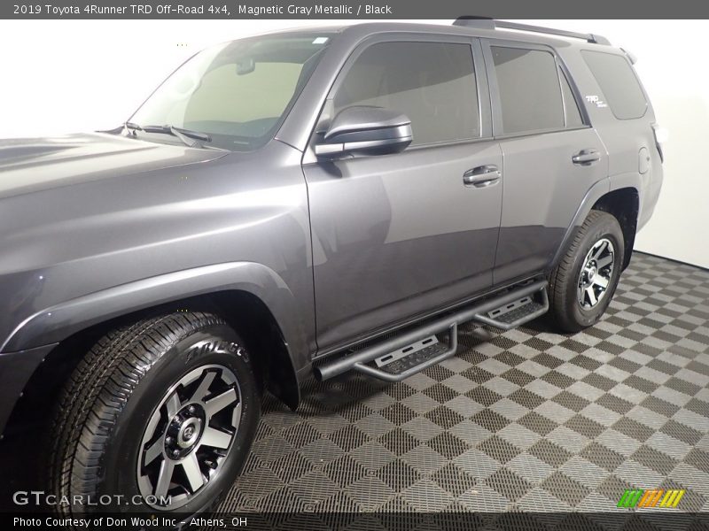 Magnetic Gray Metallic / Black 2019 Toyota 4Runner TRD Off-Road 4x4