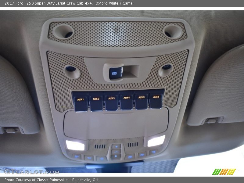 Oxford White / Camel 2017 Ford F250 Super Duty Lariat Crew Cab 4x4