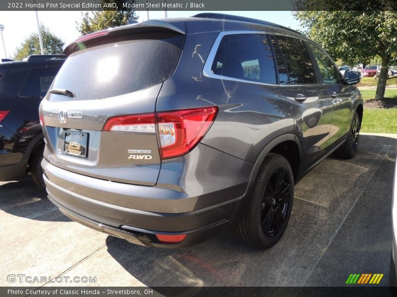 Modern Steel Metallic / Black 2022 Honda Pilot Special Edition AWD