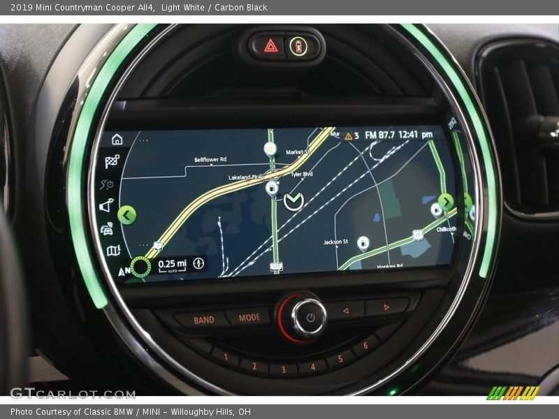 Light White / Carbon Black 2019 Mini Countryman Cooper All4