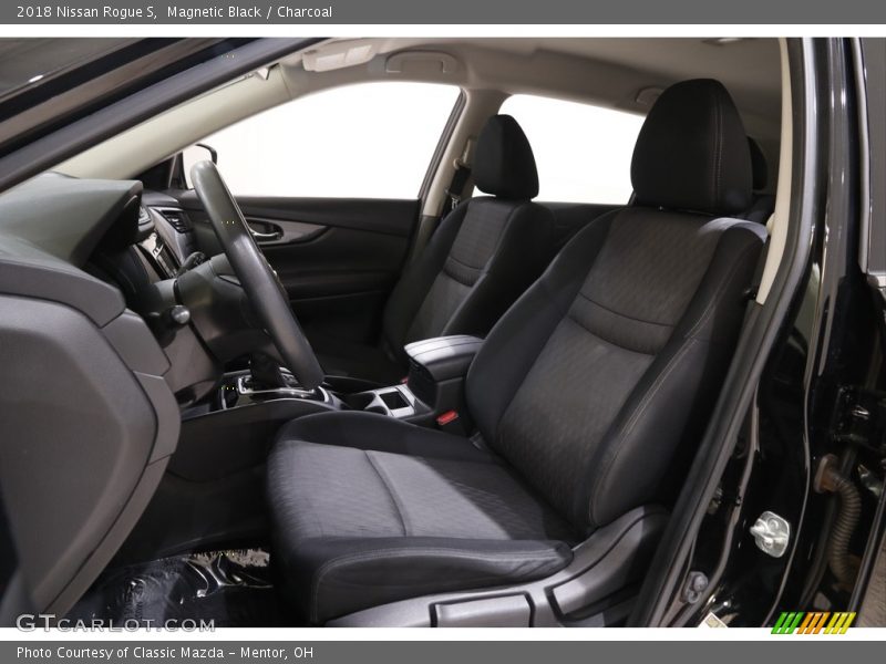 Magnetic Black / Charcoal 2018 Nissan Rogue S