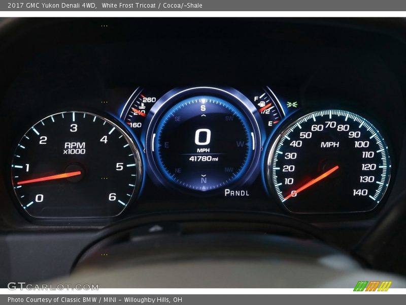 White Frost Tricoat / Cocoa/­Shale 2017 GMC Yukon Denali 4WD