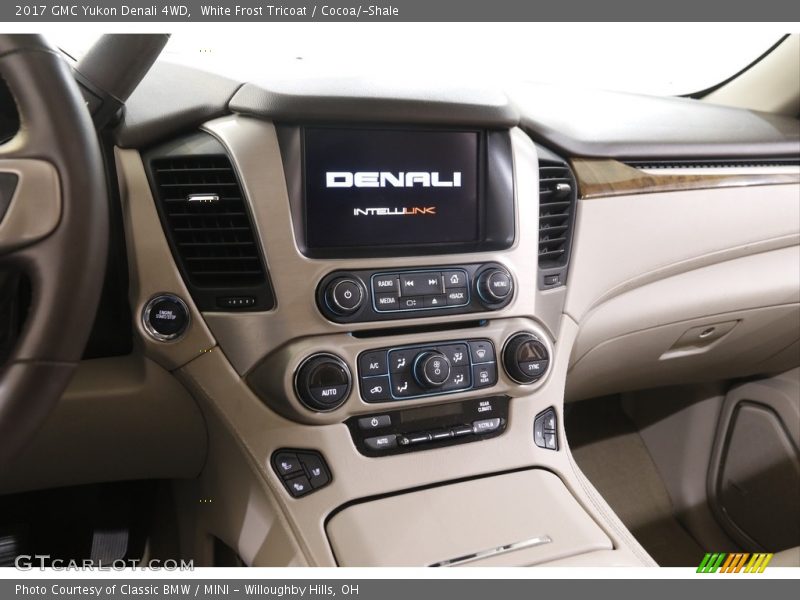 White Frost Tricoat / Cocoa/­Shale 2017 GMC Yukon Denali 4WD
