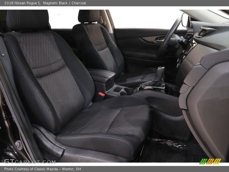 Magnetic Black / Charcoal 2018 Nissan Rogue S