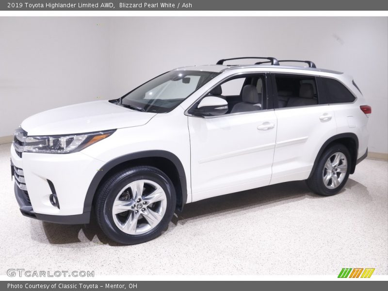 Blizzard Pearl White / Ash 2019 Toyota Highlander Limited AWD