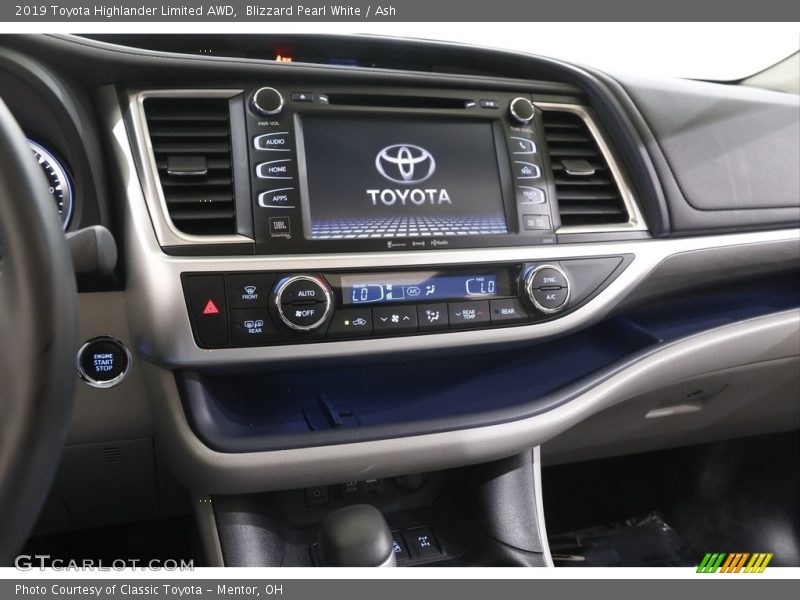 Blizzard Pearl White / Ash 2019 Toyota Highlander Limited AWD