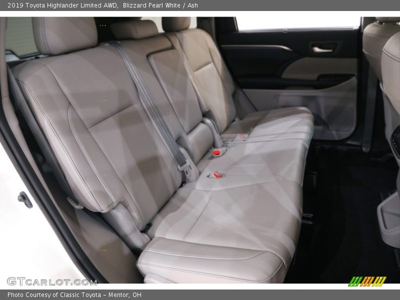 Blizzard Pearl White / Ash 2019 Toyota Highlander Limited AWD