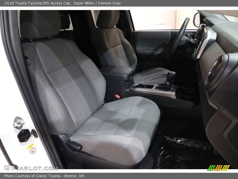 Super White / Cement Gray 2018 Toyota Tacoma SR5 Access Cab