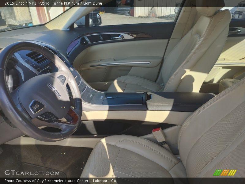 White Platinum / Light Dune 2015 Lincoln MKZ Hybrid