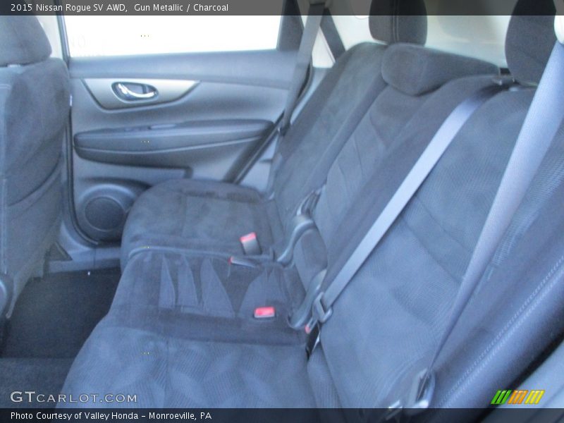 Gun Metallic / Charcoal 2015 Nissan Rogue SV AWD