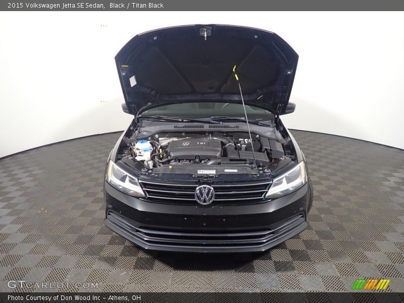 Black / Titan Black 2015 Volkswagen Jetta SE Sedan