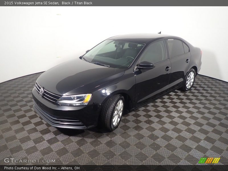 Black / Titan Black 2015 Volkswagen Jetta SE Sedan