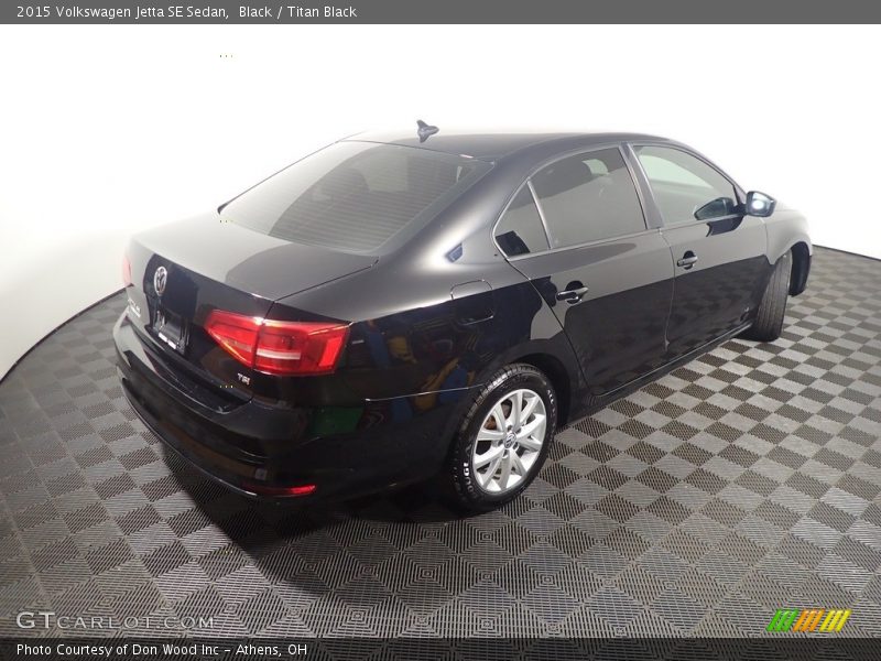 Black / Titan Black 2015 Volkswagen Jetta SE Sedan