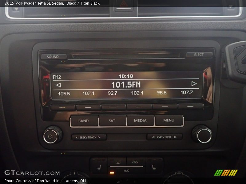 Black / Titan Black 2015 Volkswagen Jetta SE Sedan