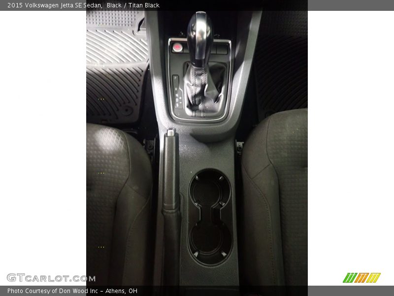 Black / Titan Black 2015 Volkswagen Jetta SE Sedan