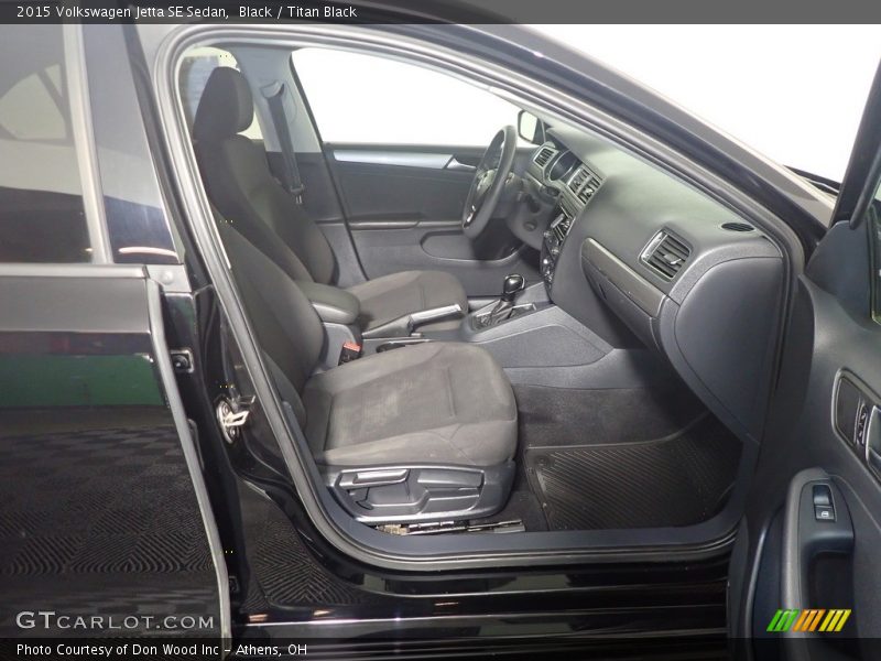 Black / Titan Black 2015 Volkswagen Jetta SE Sedan